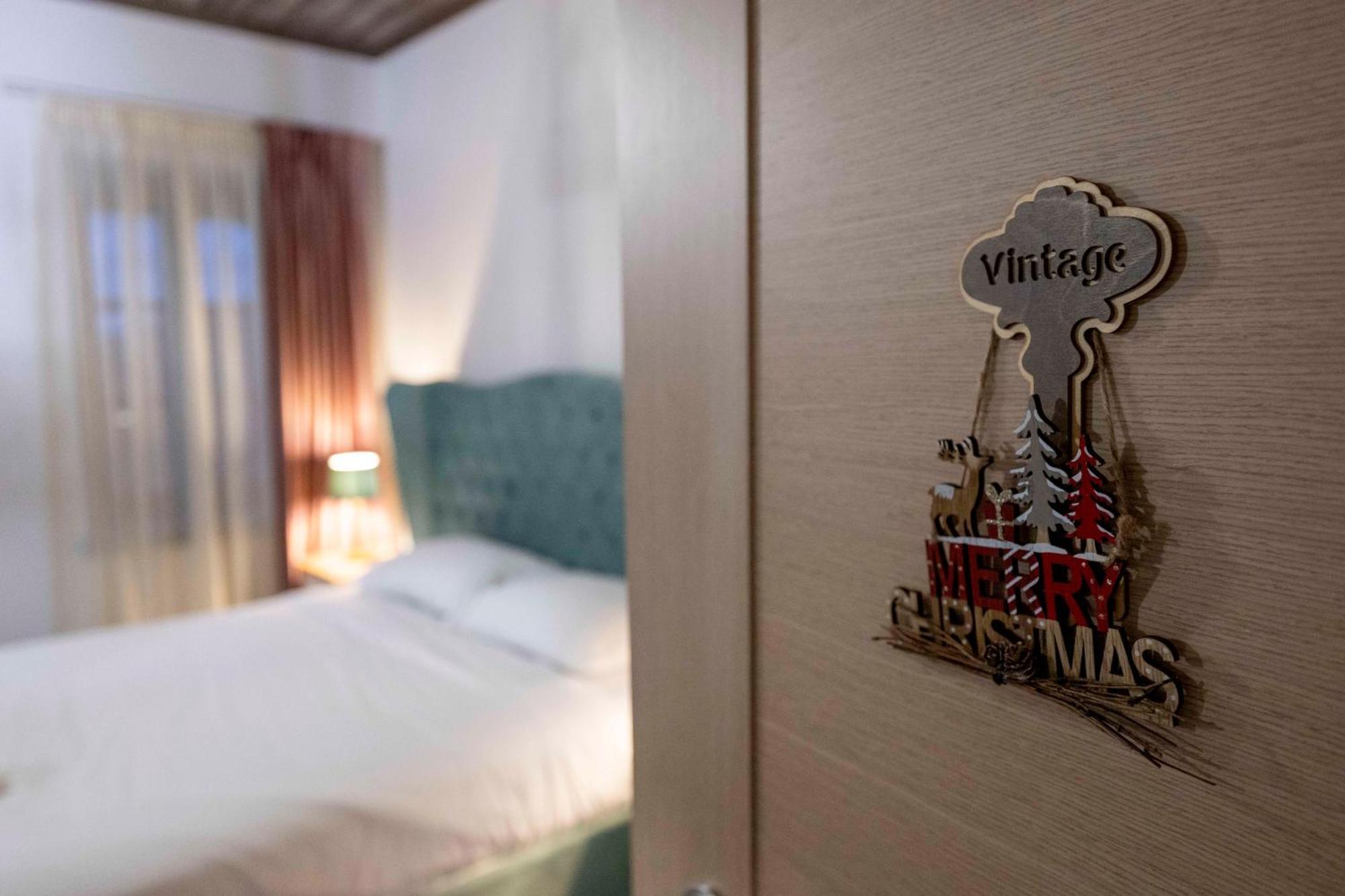 Hotel The Five Keys Monodendri Exterior foto